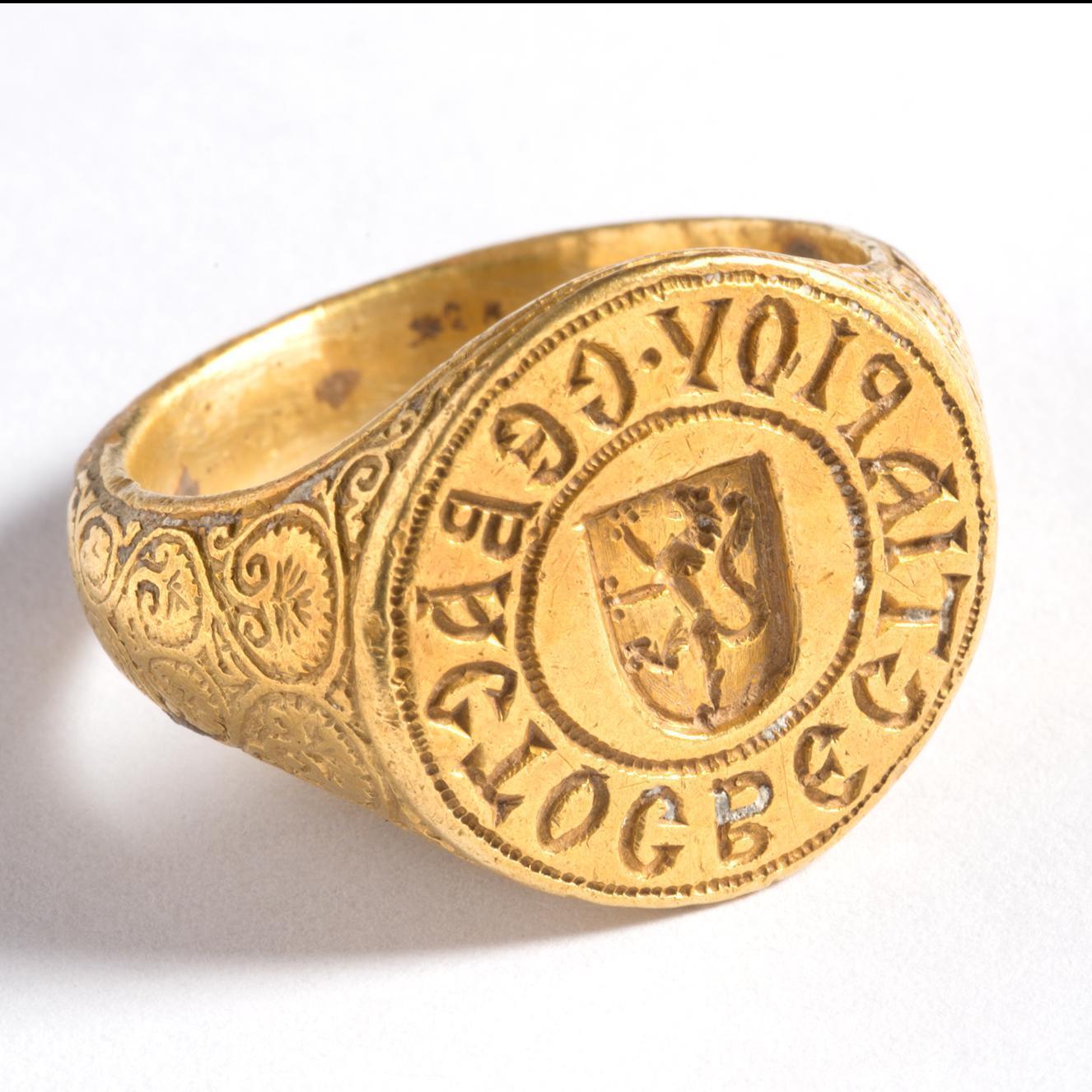 Ancient ring. Перстень Феофила Гроттера. Перстень Ивана Грозного. Medieval Byzantine Signet Rings. Перстень Византия Киевская Русь.